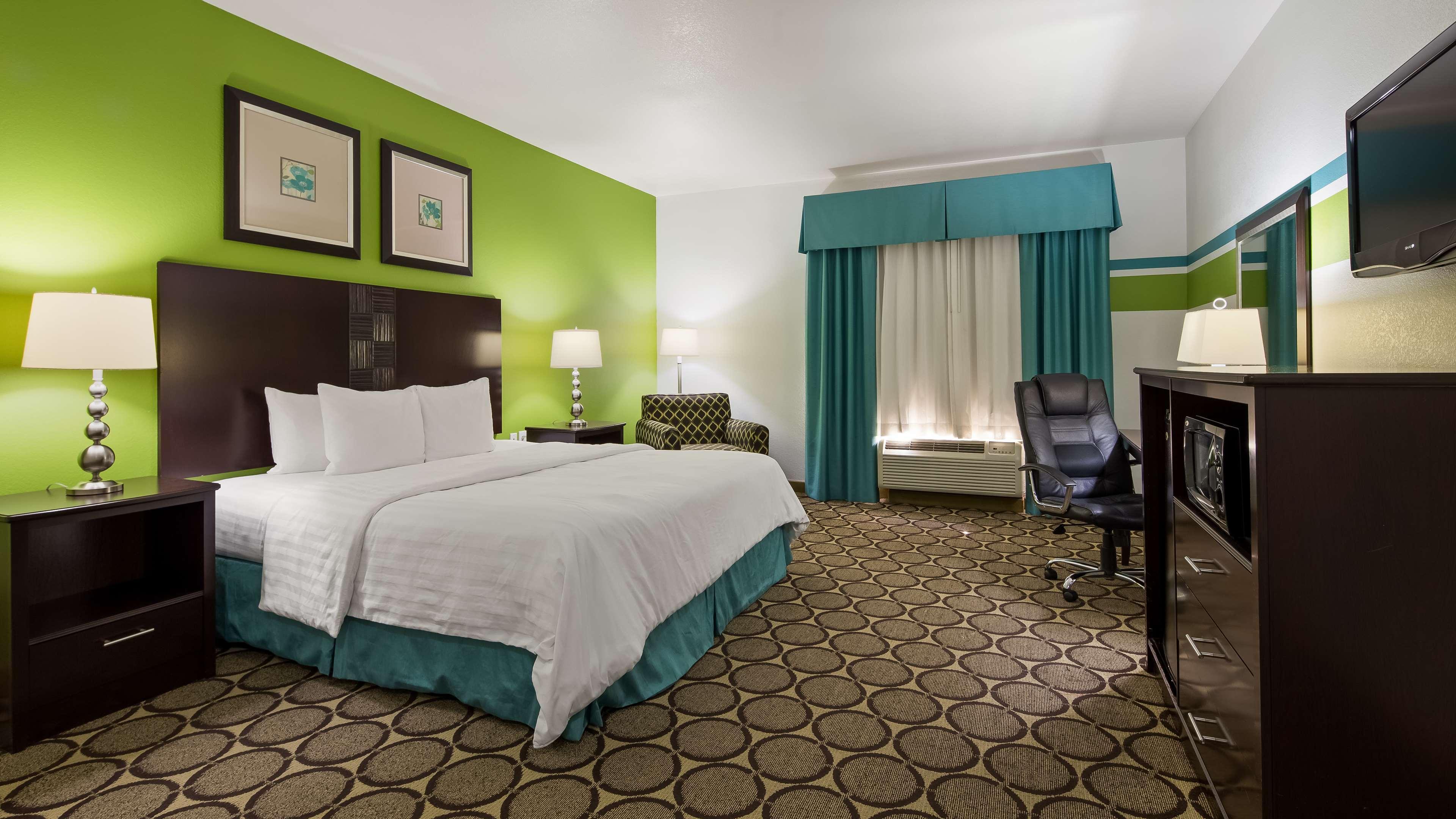 Best Western Douglas Inn & Suites Екстериор снимка