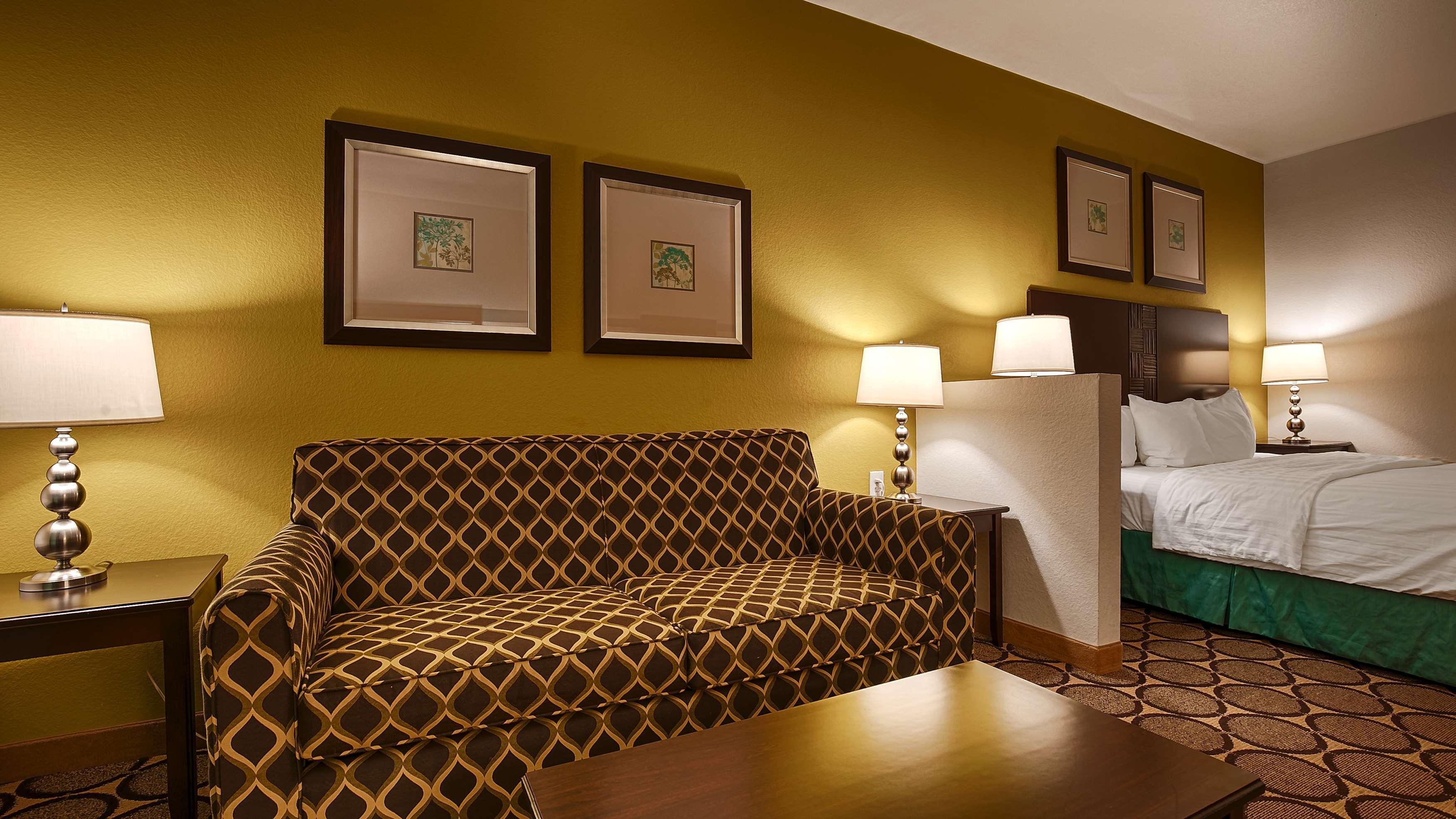 Best Western Douglas Inn & Suites Екстериор снимка