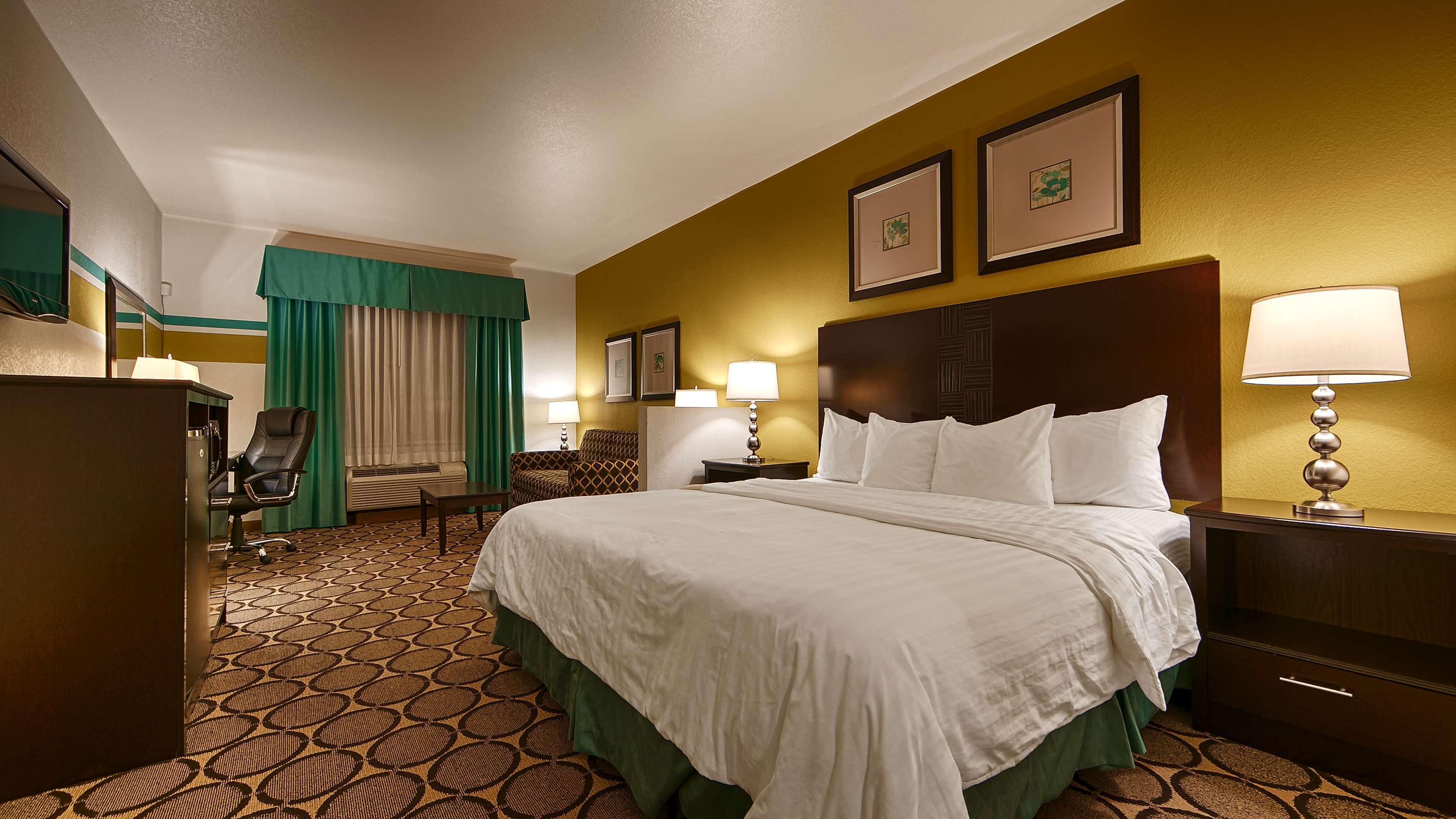 Best Western Douglas Inn & Suites Екстериор снимка