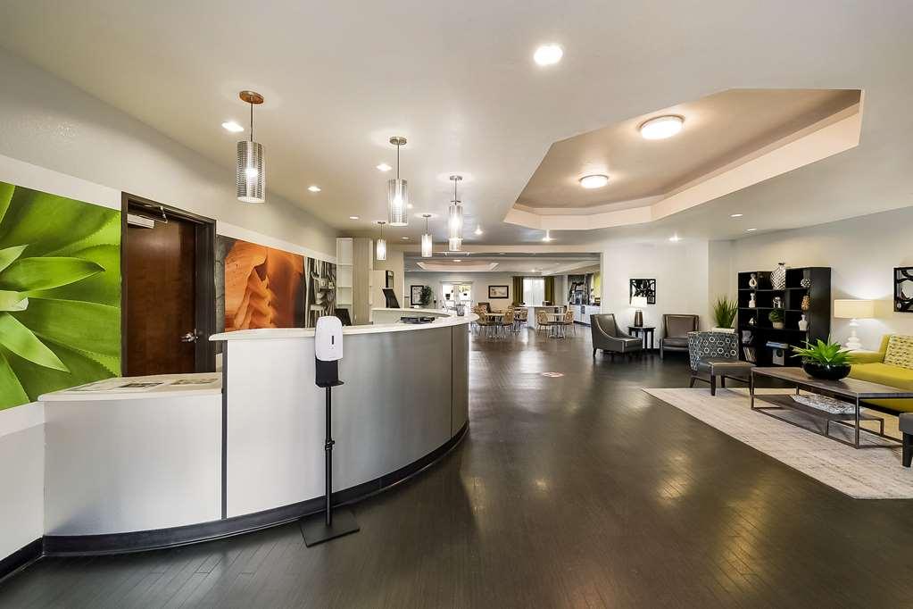 Best Western Douglas Inn & Suites Интериор снимка