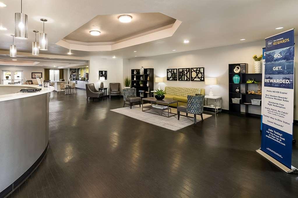 Best Western Douglas Inn & Suites Интериор снимка
