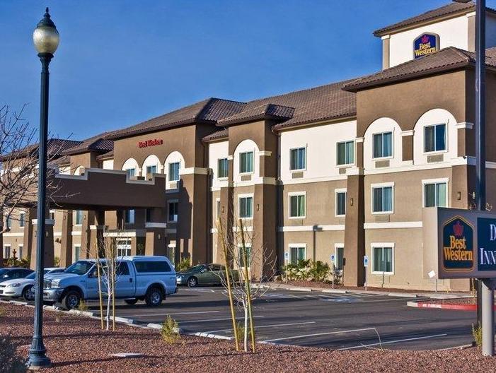 Best Western Douglas Inn & Suites Екстериор снимка