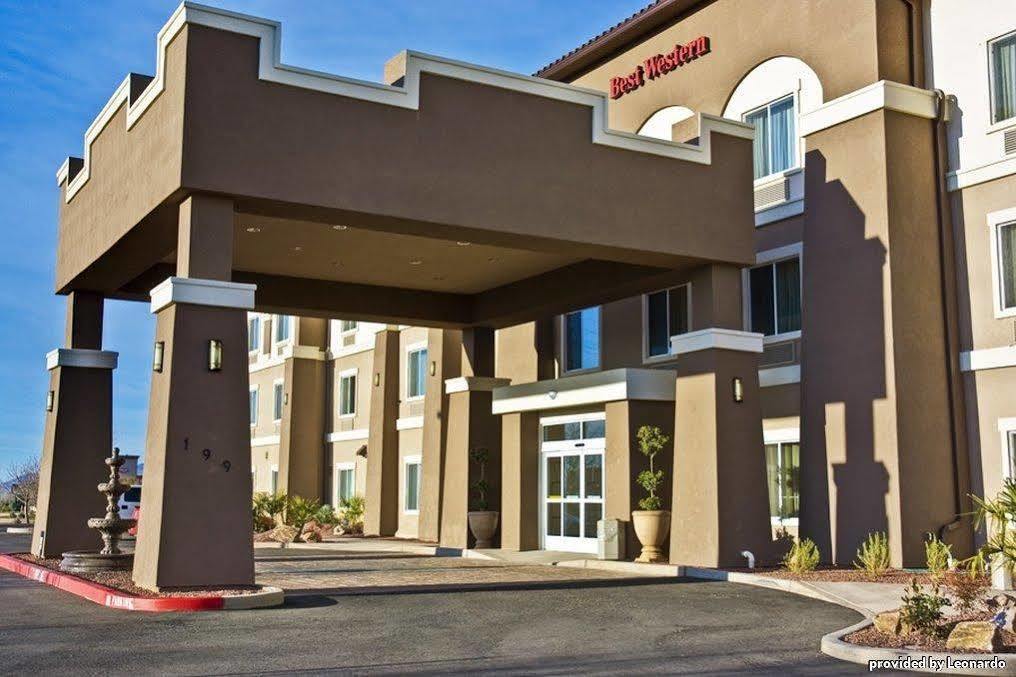 Best Western Douglas Inn & Suites Екстериор снимка
